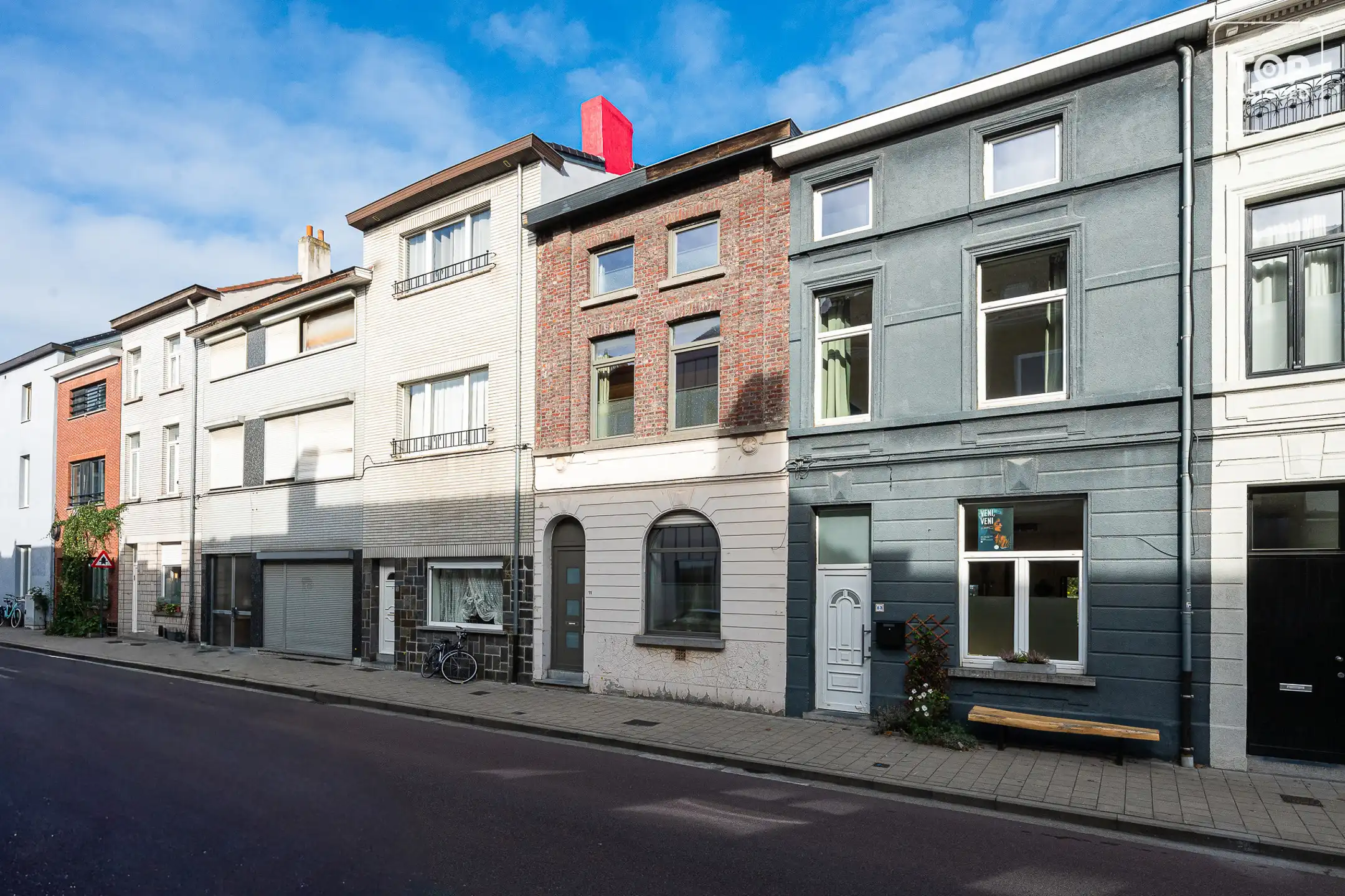 Woning met 4 slaapkamers en leuke tuin foto {{pictureIndex}}