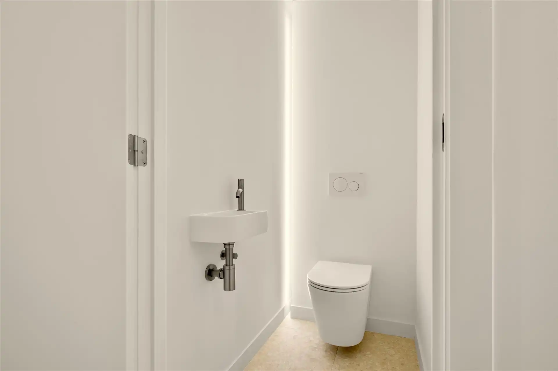 Prachtig gelijkvloers hoekappartement met 2 slpks foto 6