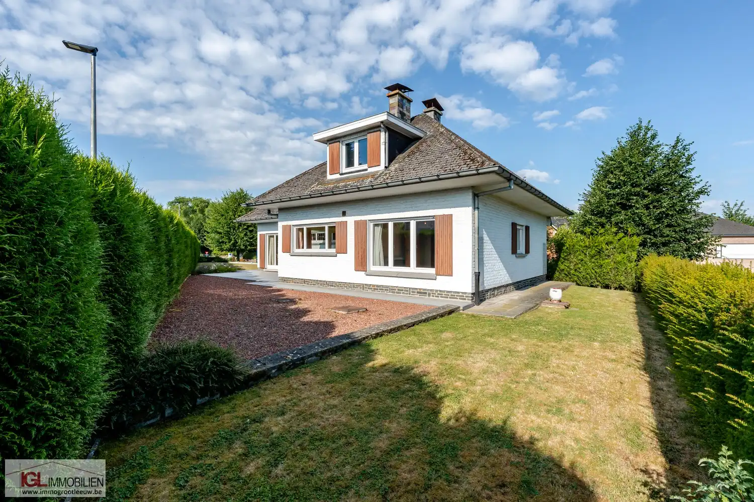 Villa te koop in hartje Sint-Pieters-Leeuw foto 20