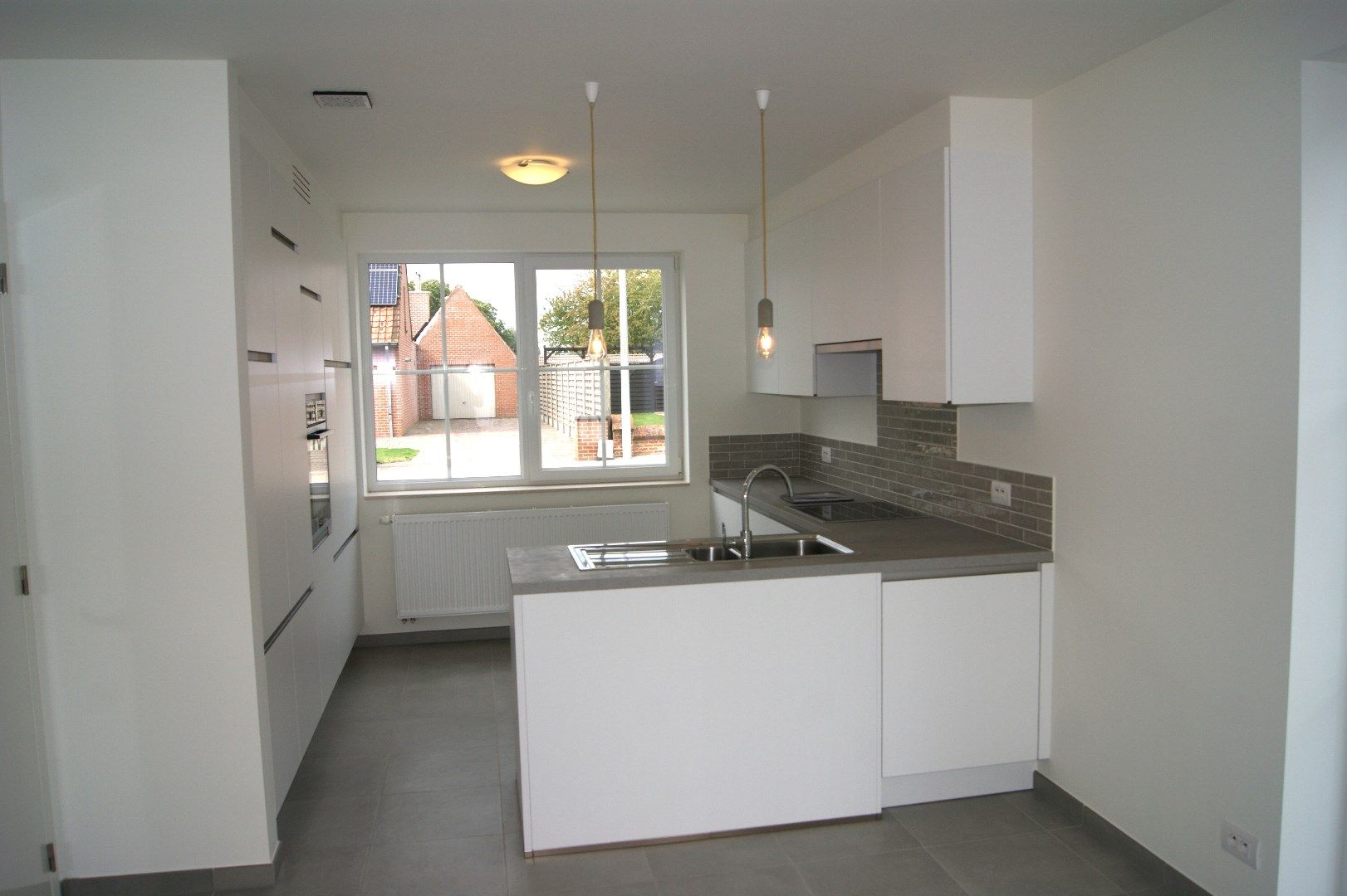 Perfect uitgeruste energiezuinige woning met 4 slpk, tuin en garage, Torhout foto 4