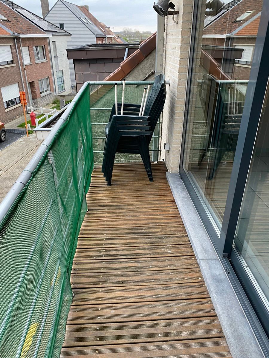 Goed onderhouden appartement met 2 slaapkamers en garage foto 8