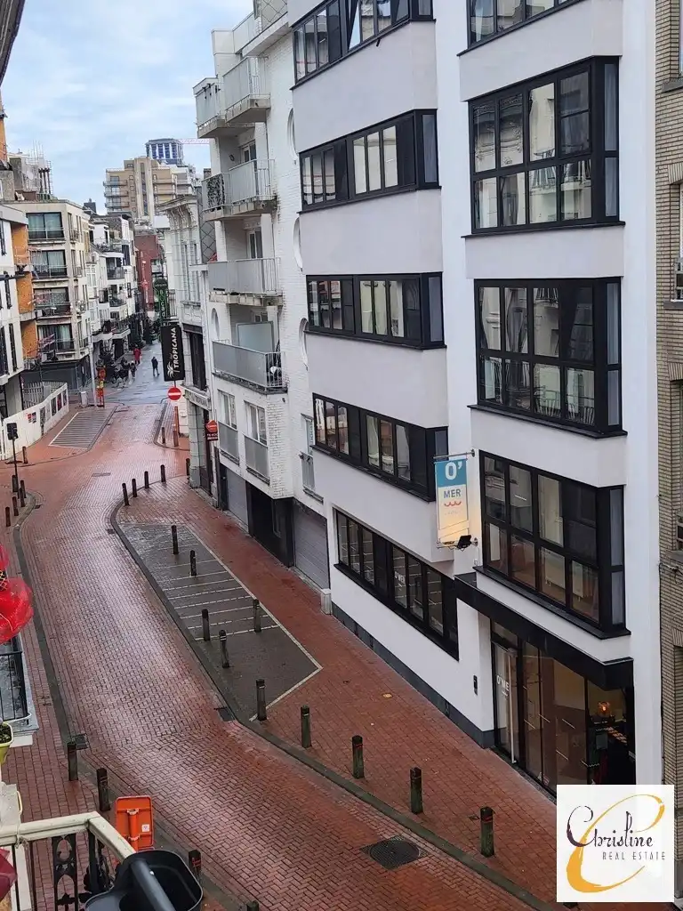 Karaktervol investeringspand op topligging in Blankenberge  foto 7