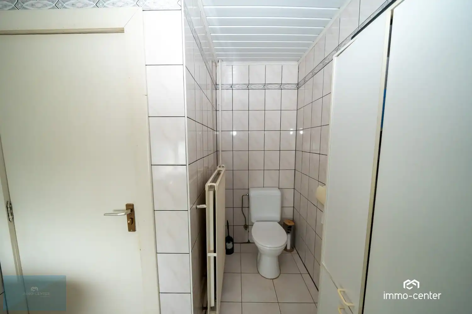 Ruime woning met 4 slaapkamers, tuin en garage – Genk (Winterslag) foto 9