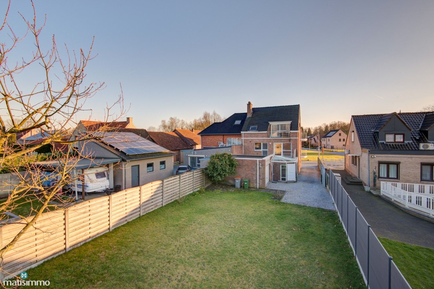 INSTAPKLAAR APPARTEMENT MET 2 SLAAPKAMERS, TUIN EN GARAGE IN SCHOONBEEK foto 24