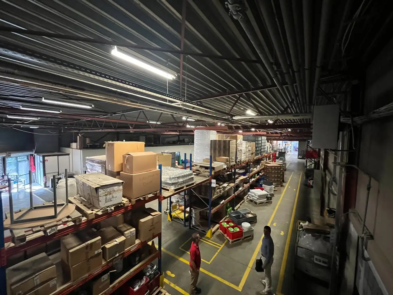 Industrieel-magazijn-logistiek te koop foto 16