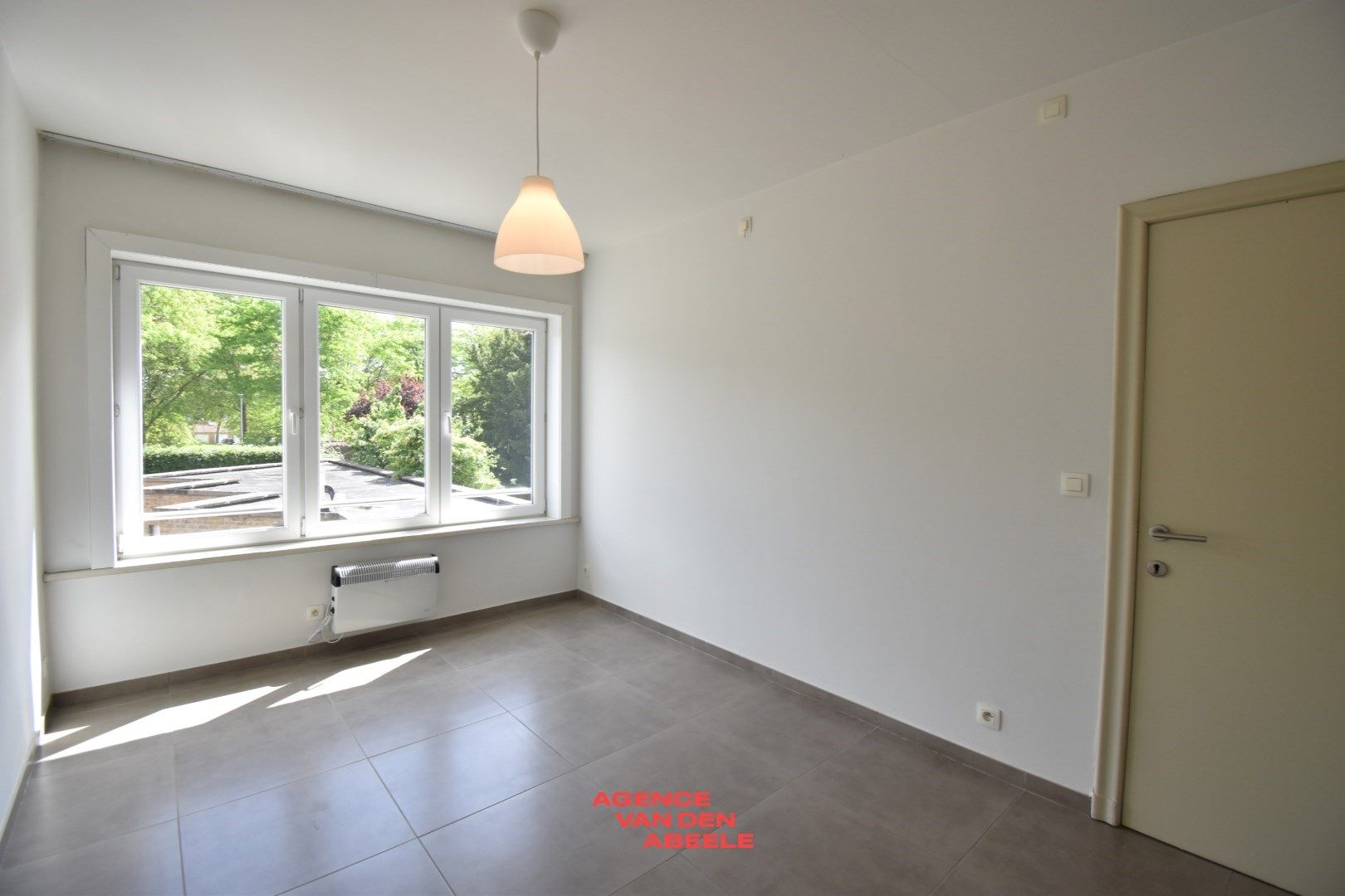 Instapklaar en charmant 2 slaapkamer appartement foto 12
