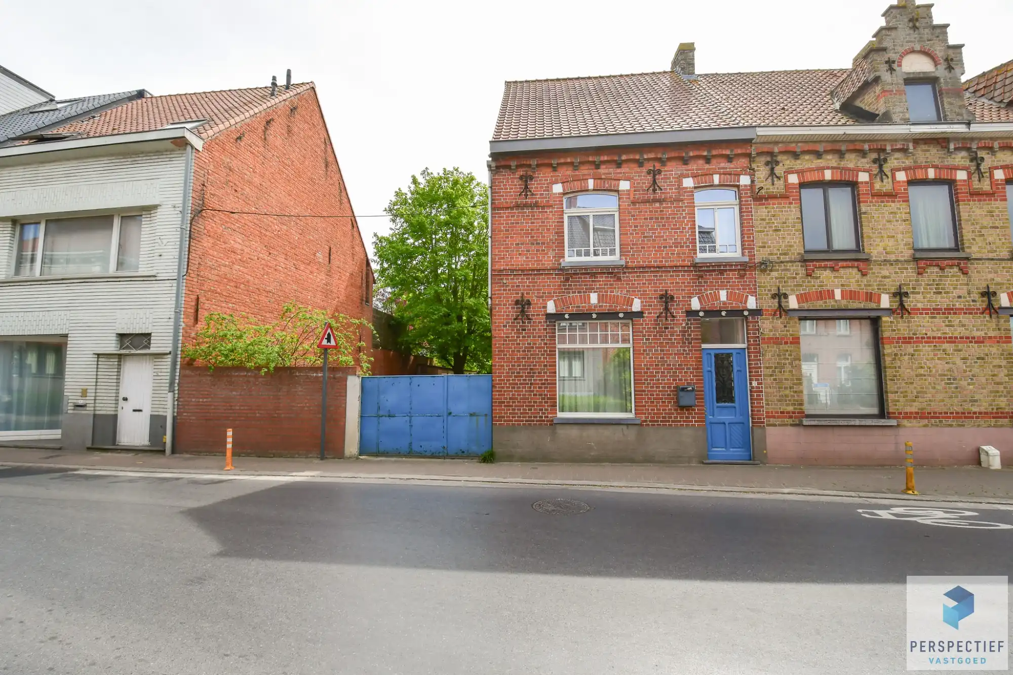 Ruime halfopen bebouwing met tuin en garage in het centrum van Oedelem foto 23