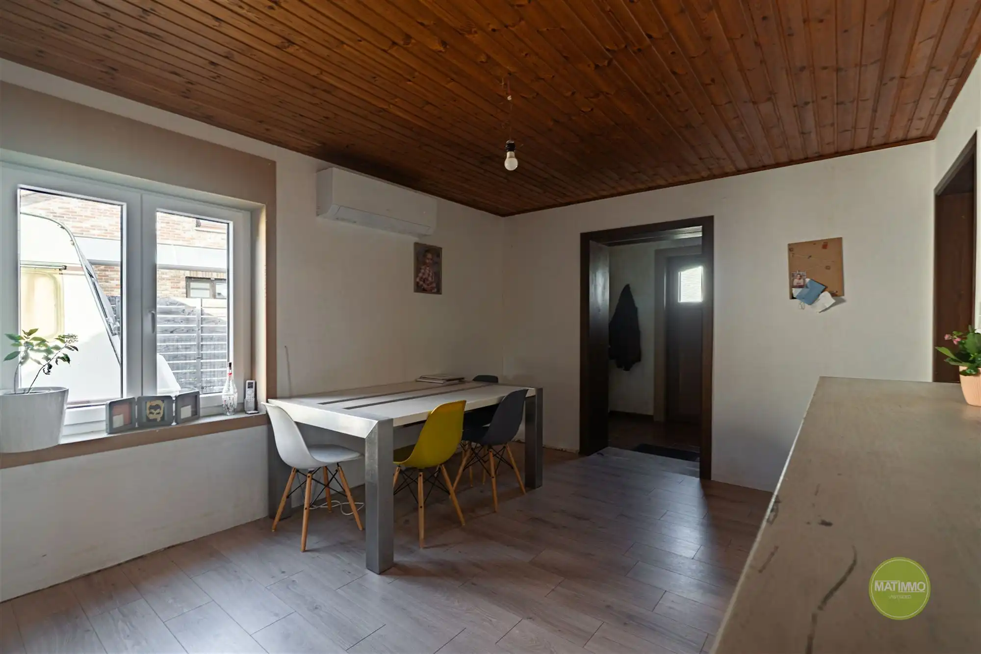 Karaktervolle woning op een uitzonderlijk ruim perceel!  foto 9