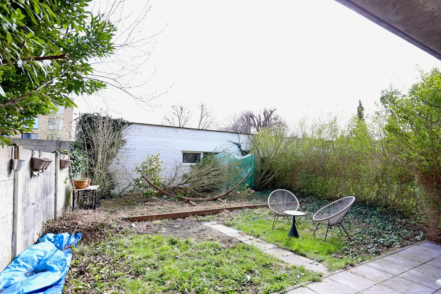 Instapklaar appartement met 2 ruime slks, tuin en parking! foto 33