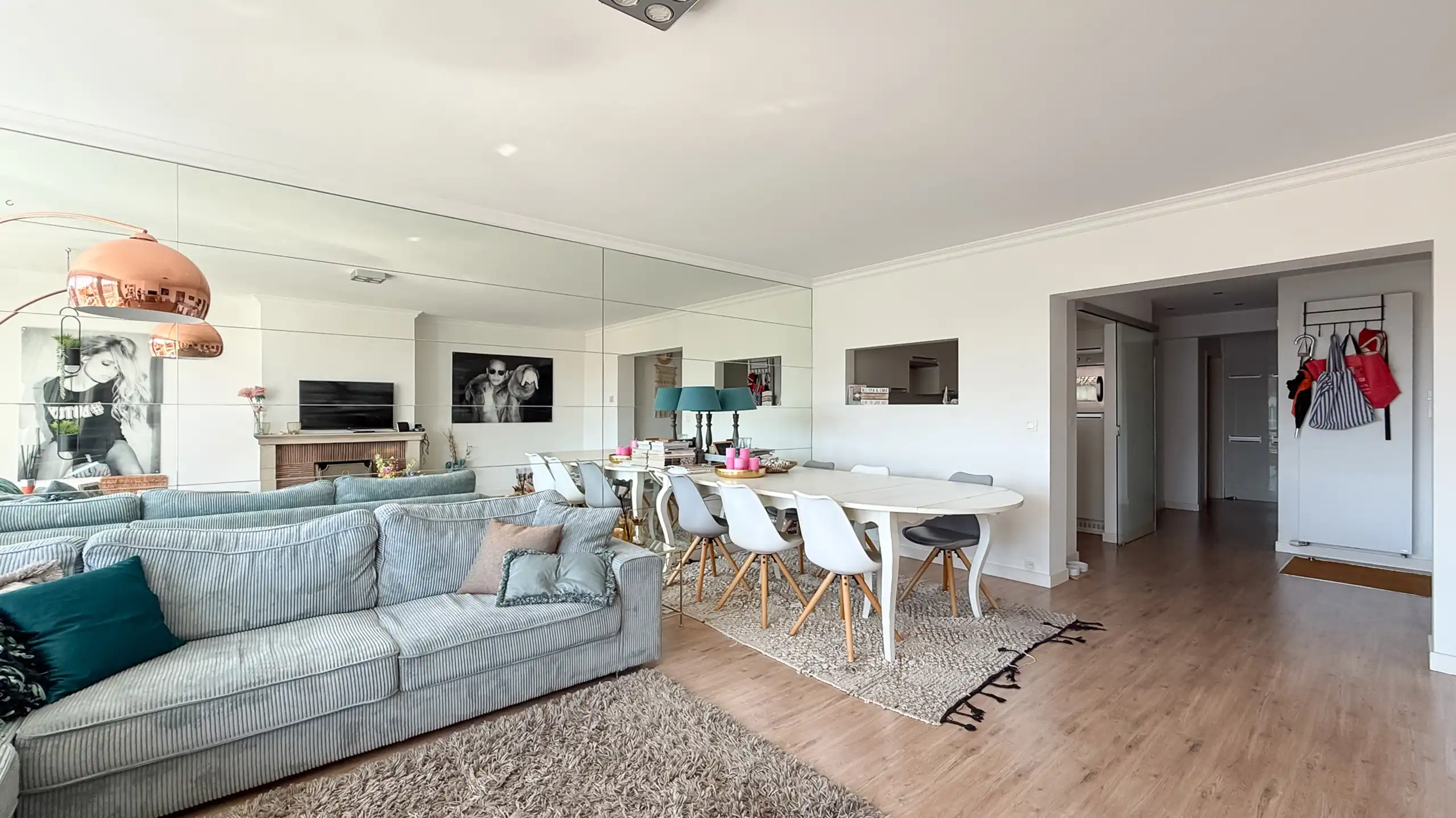 Ruim 1-slaapkamerappartement op toplocatie Kustlaan – Zoute foto 8