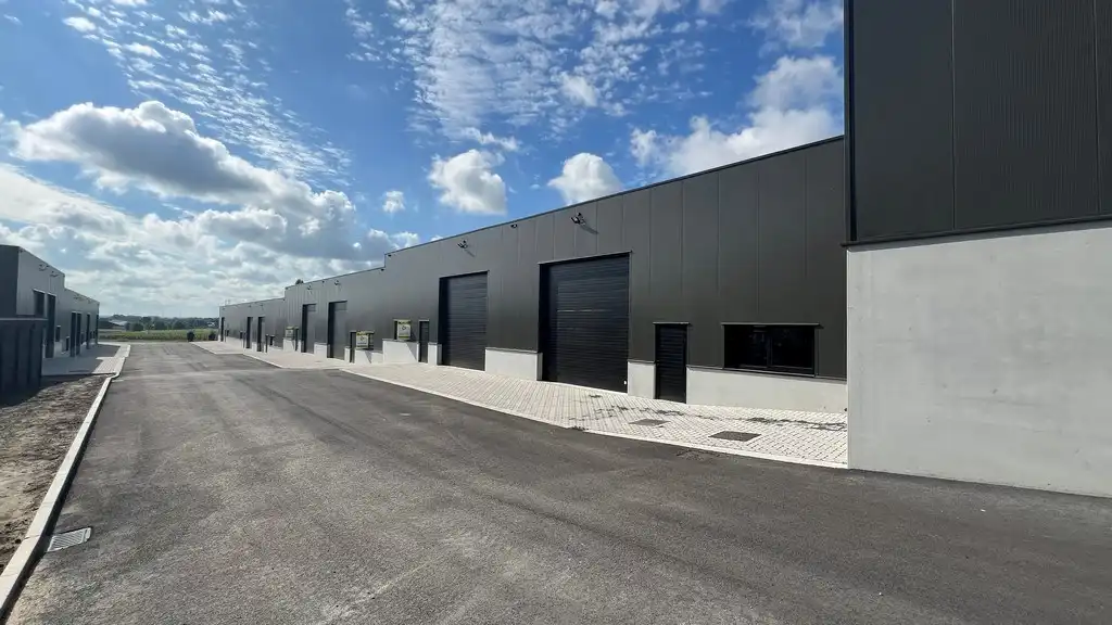 Nieuwbouw kmo-unit te koop in Tielt foto 3
