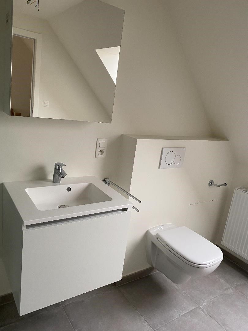 Duplex appartement met 2 slaapkamers met kelder en parkeerplaats foto 8