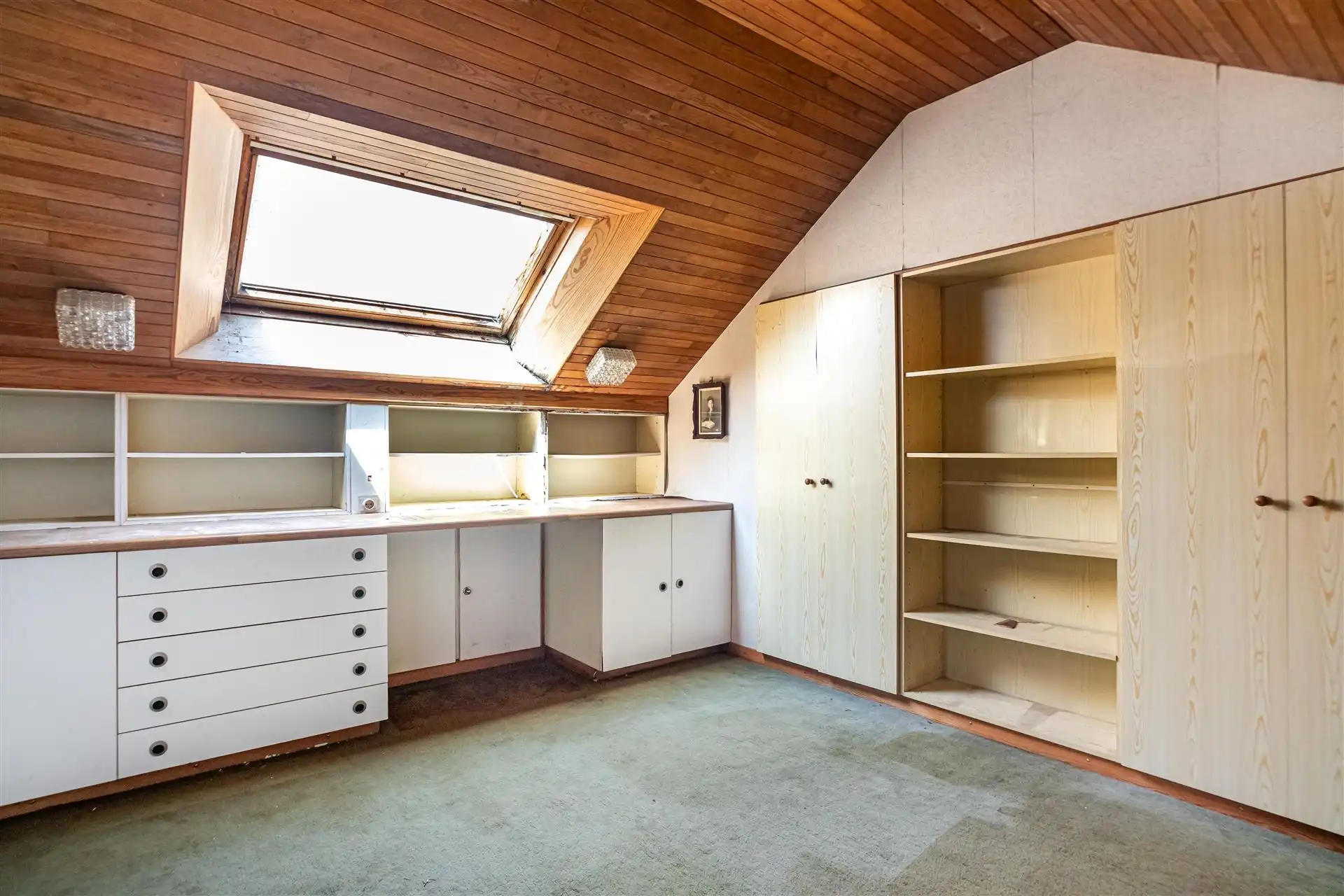 Statige woning met vrij uitzicht & vergund bijgebouw foto 16