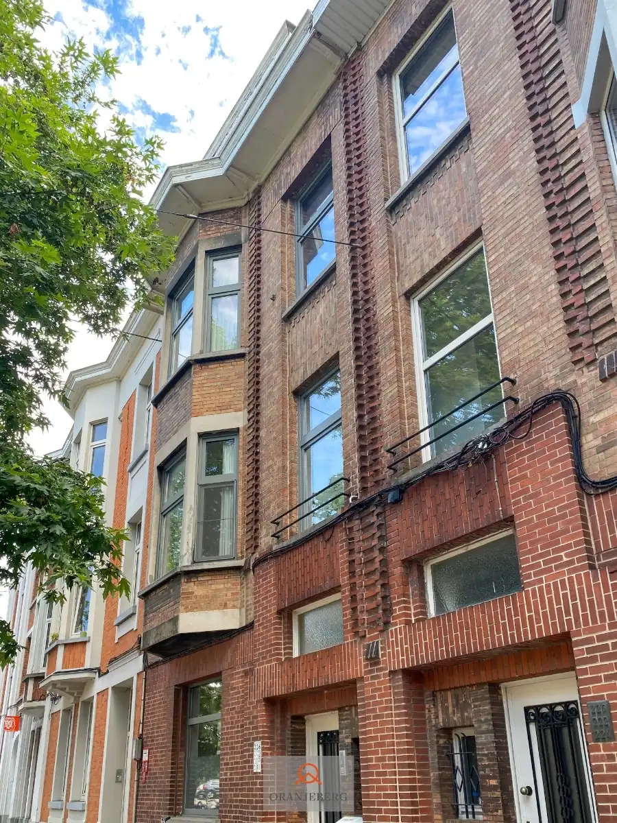 Prachtig appartement met terras aan St-Pietersstation foto 2