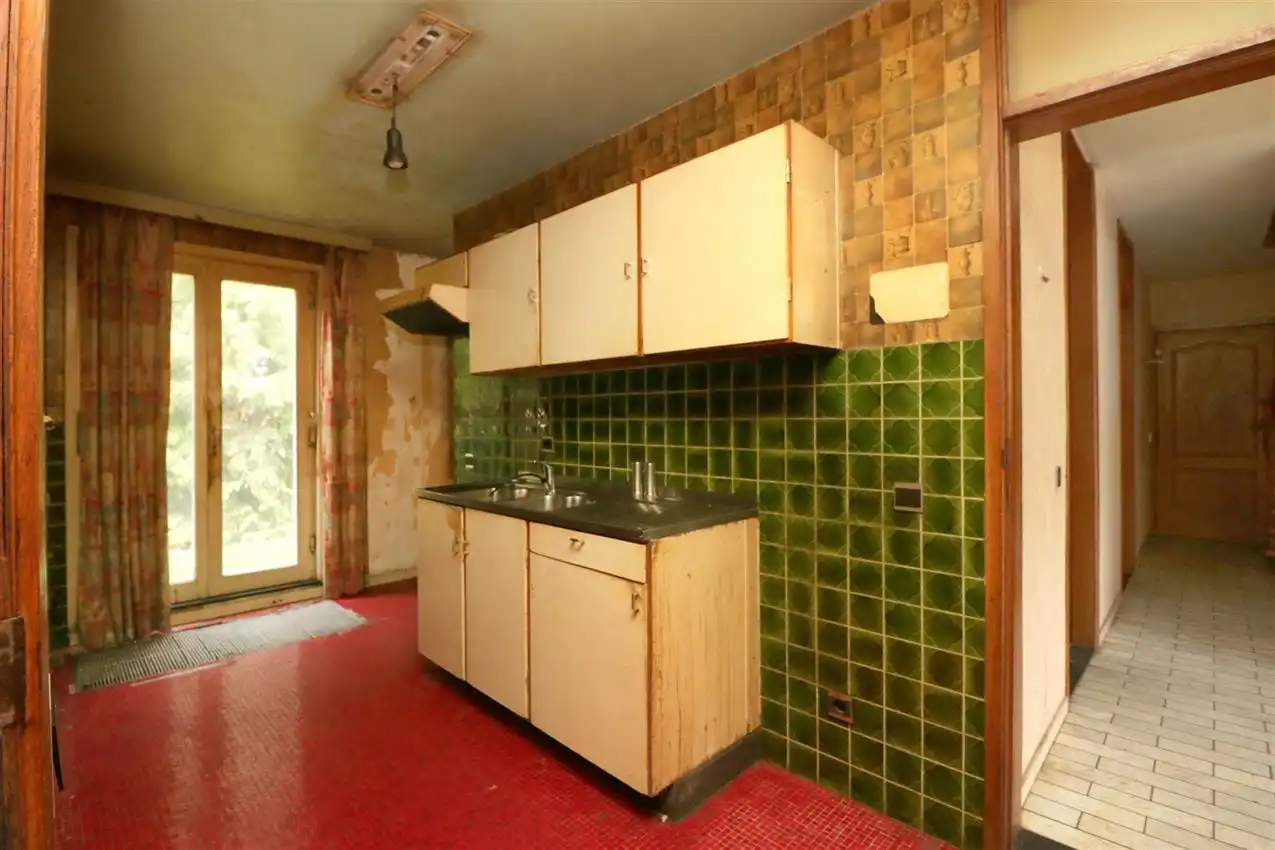 karaktervol, geliefde ligging, 6 slpk, te renoveren foto 11