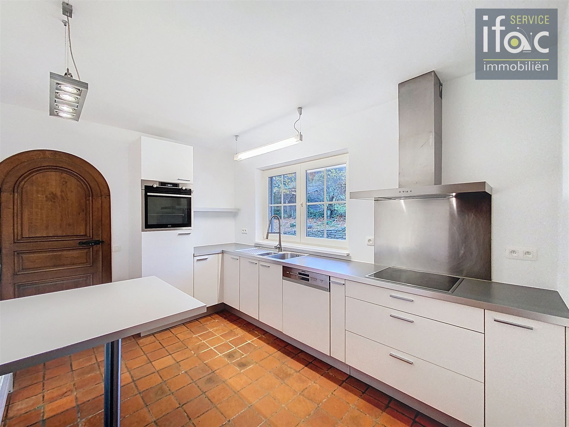 Ruime charmante villa gelegen aan de rand van het zoniënwoud foto 11