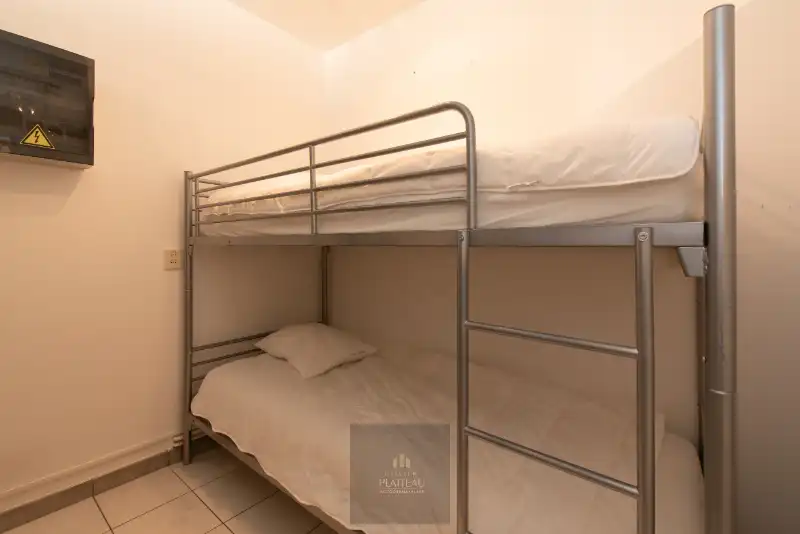 Zongericht appartement met één slaapkamer en slaaphoek. foto 19