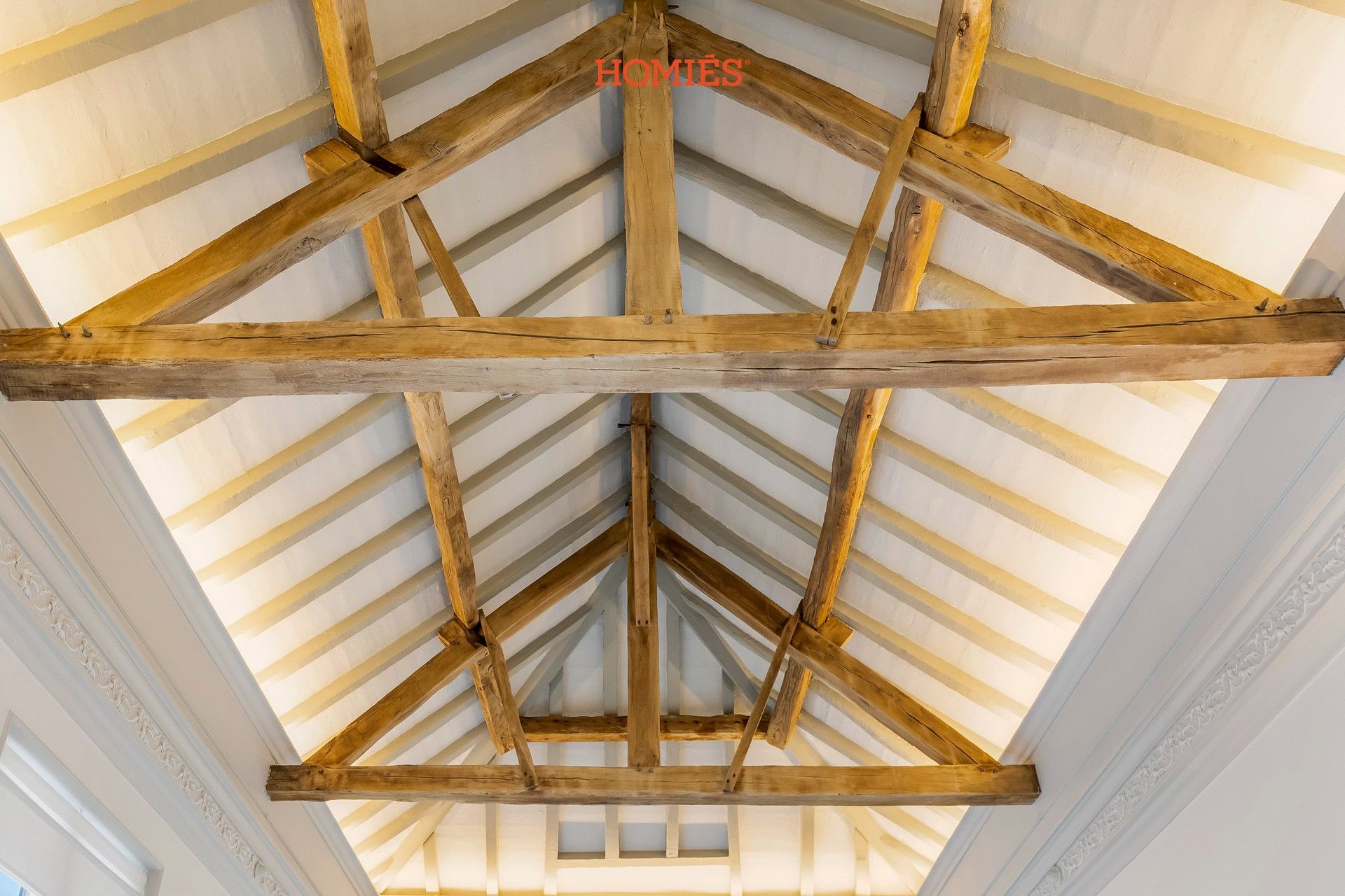 High-end appartement met groot terras, in historisch pand foto 4