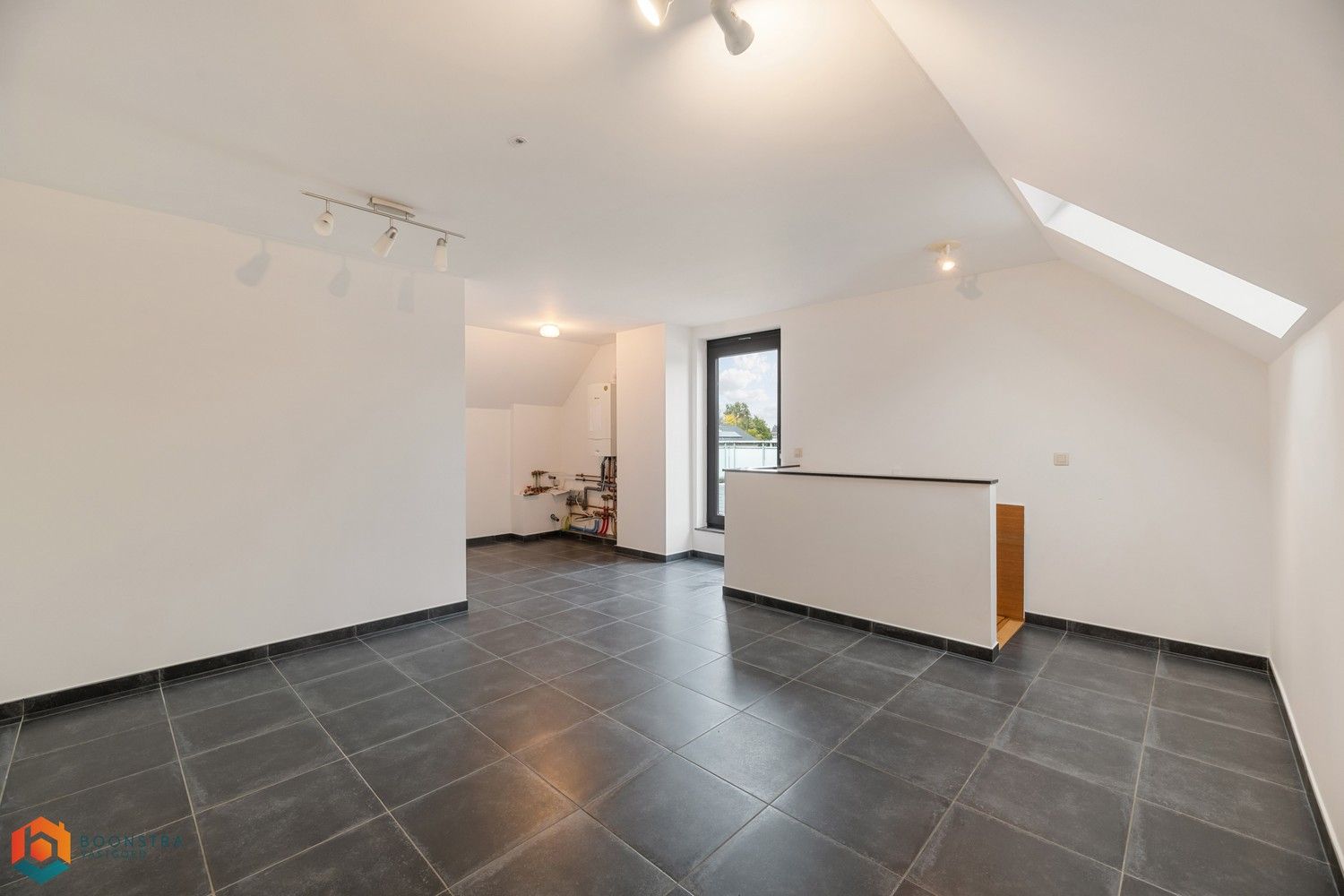 Instapklare woning met 4 slpkrs foto 25