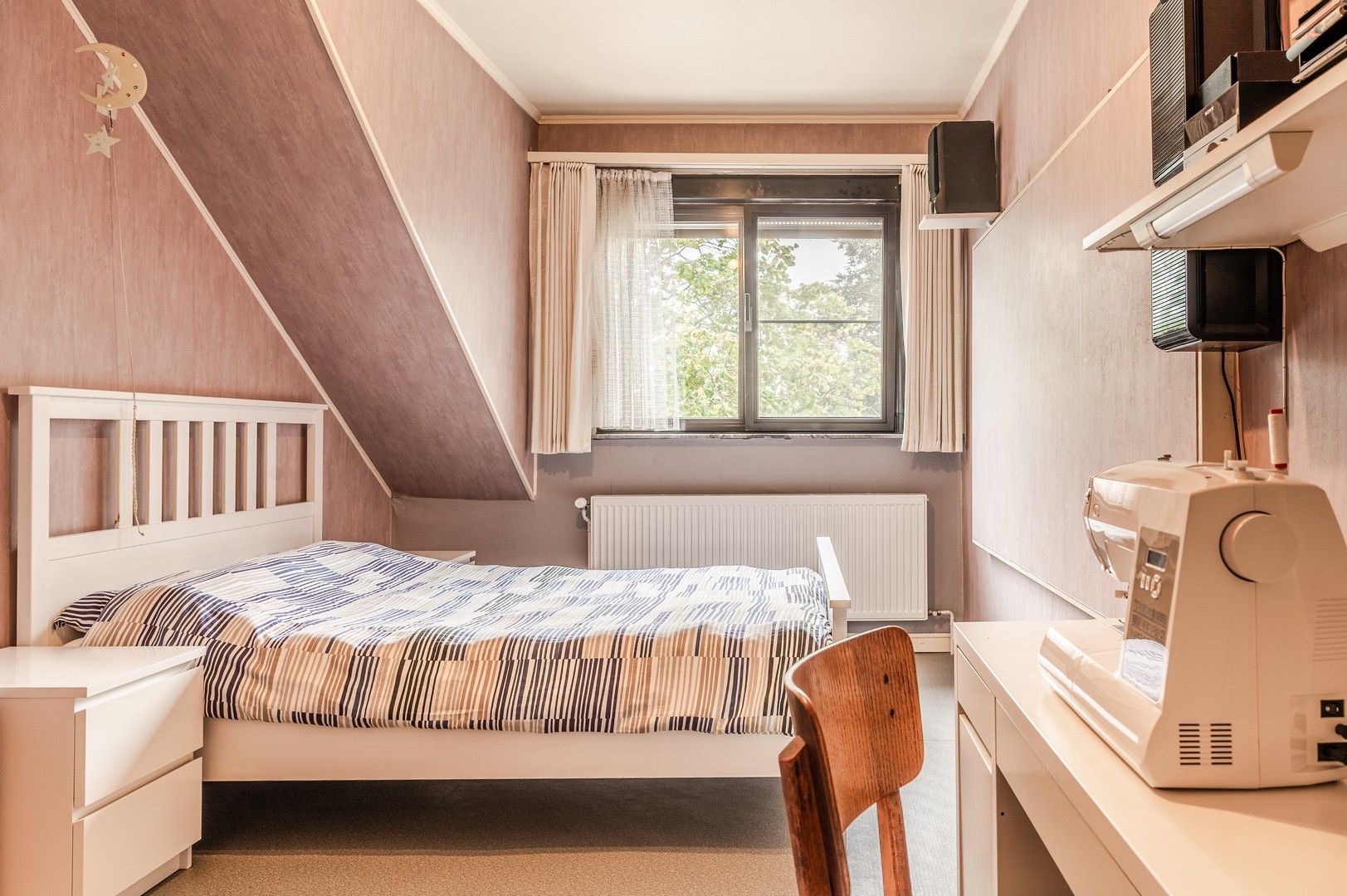 Praktische bel-etagewoning met 3 slaapkamers en tuin. foto 16