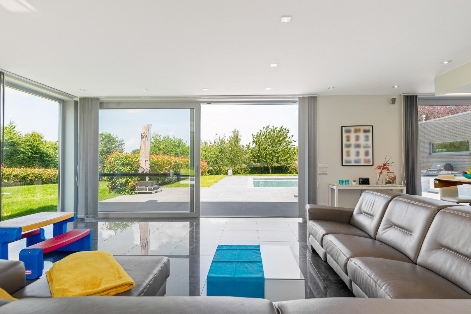 Zeldzaam! Landgoed 4035m² met quasi energie neutrale villa (322m²) te Opwijk foto 11