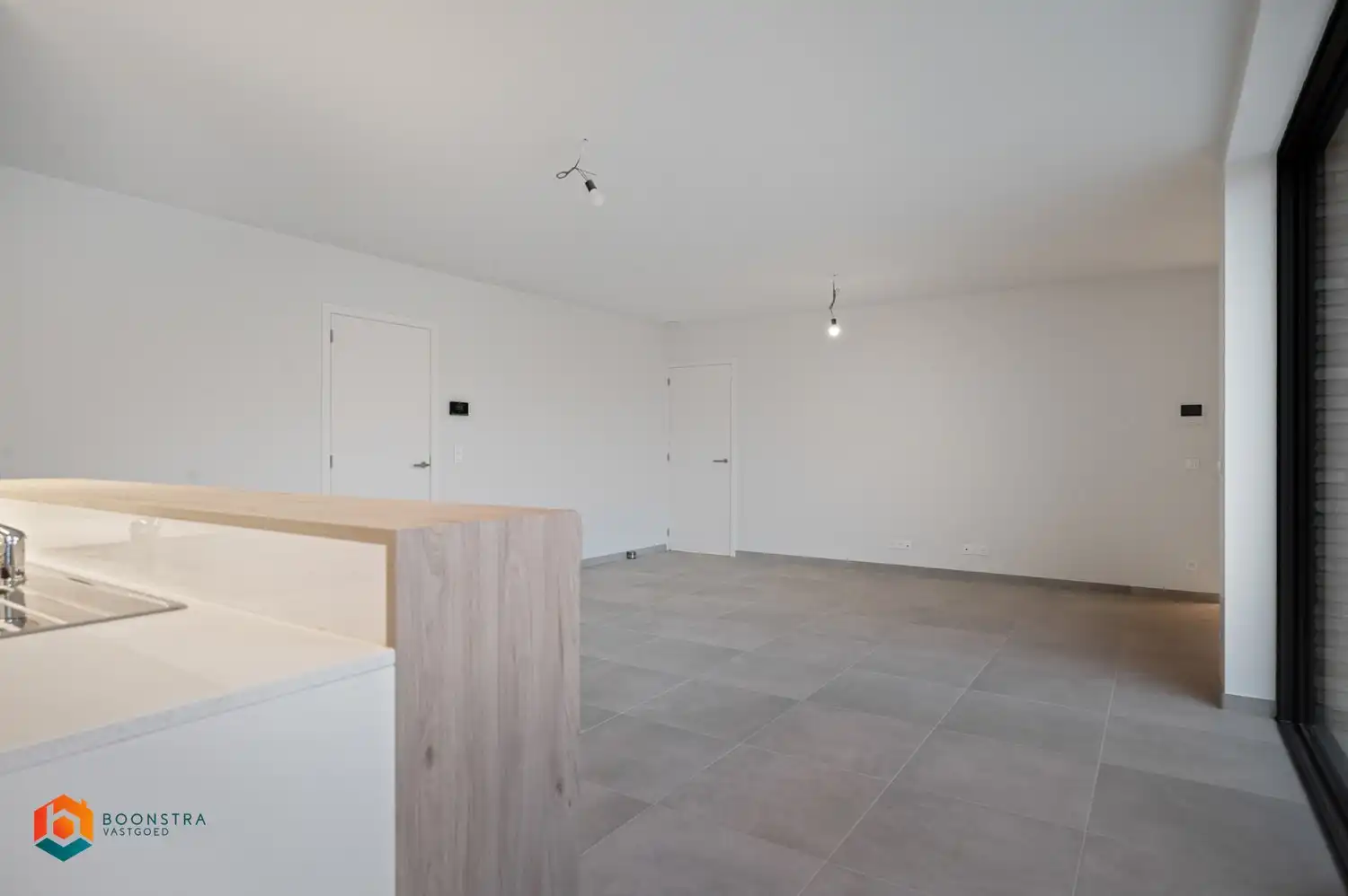 Energiezuinig nieuwbouwapp. met 2 slpkrs, bureau en parking foto 7