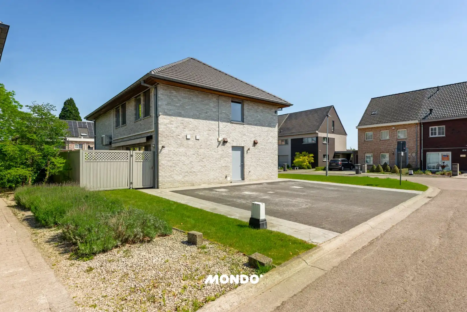 Exclusieve villa met zwembad en wellness te koop foto 27