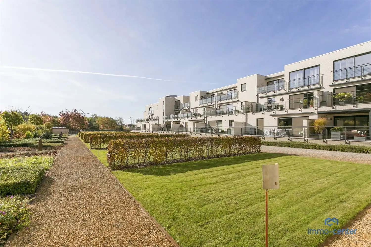 Modern twee-slaapkamer appartement te huur te Genk! foto 28