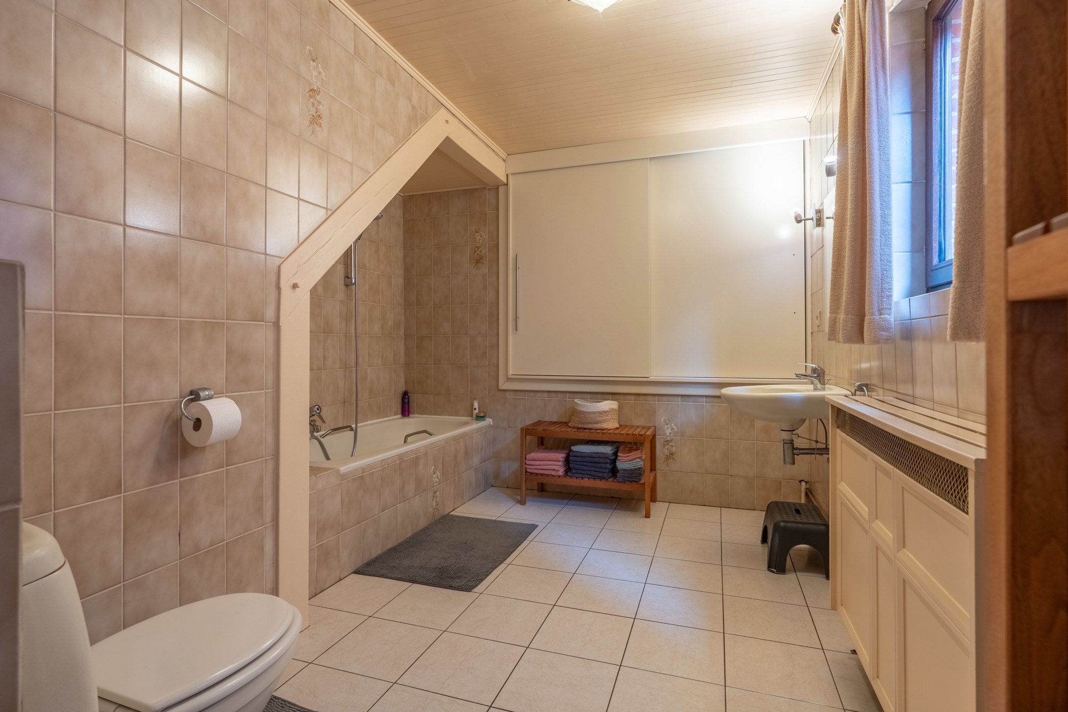 Te renoveren 3slpk woning met prachtige tuin te Vosselaar foto 14