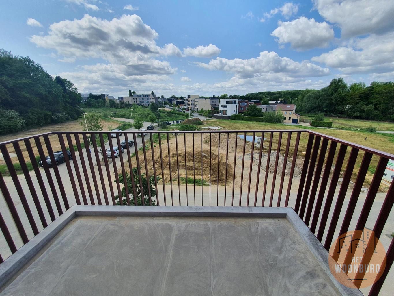 Nieuw appartement 2e verd. met terras en staanplaats foto 6
