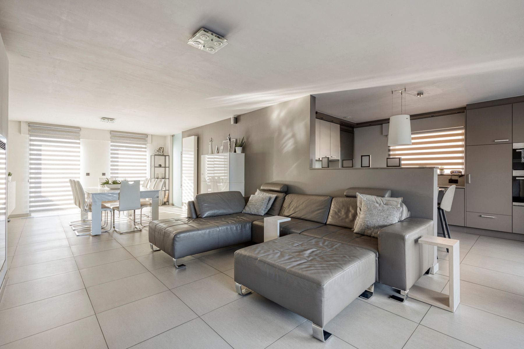 Halfopen bebouwing te koop in Liedekerke – instapklaar, energiezuinig en centraal gelegen! foto 7