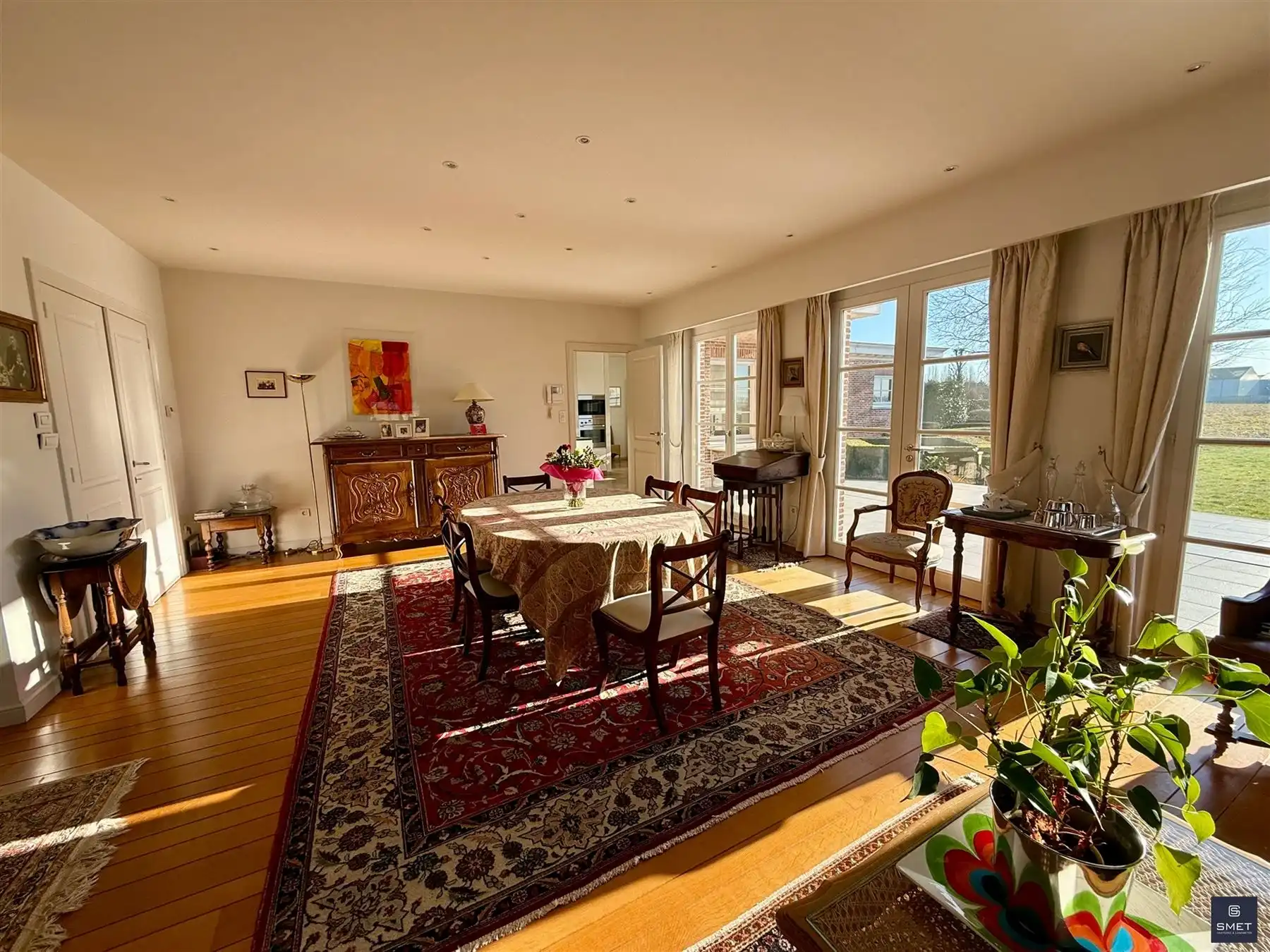 LANDELIJK GELEGEN PRACHTIGE VILLA foto 6