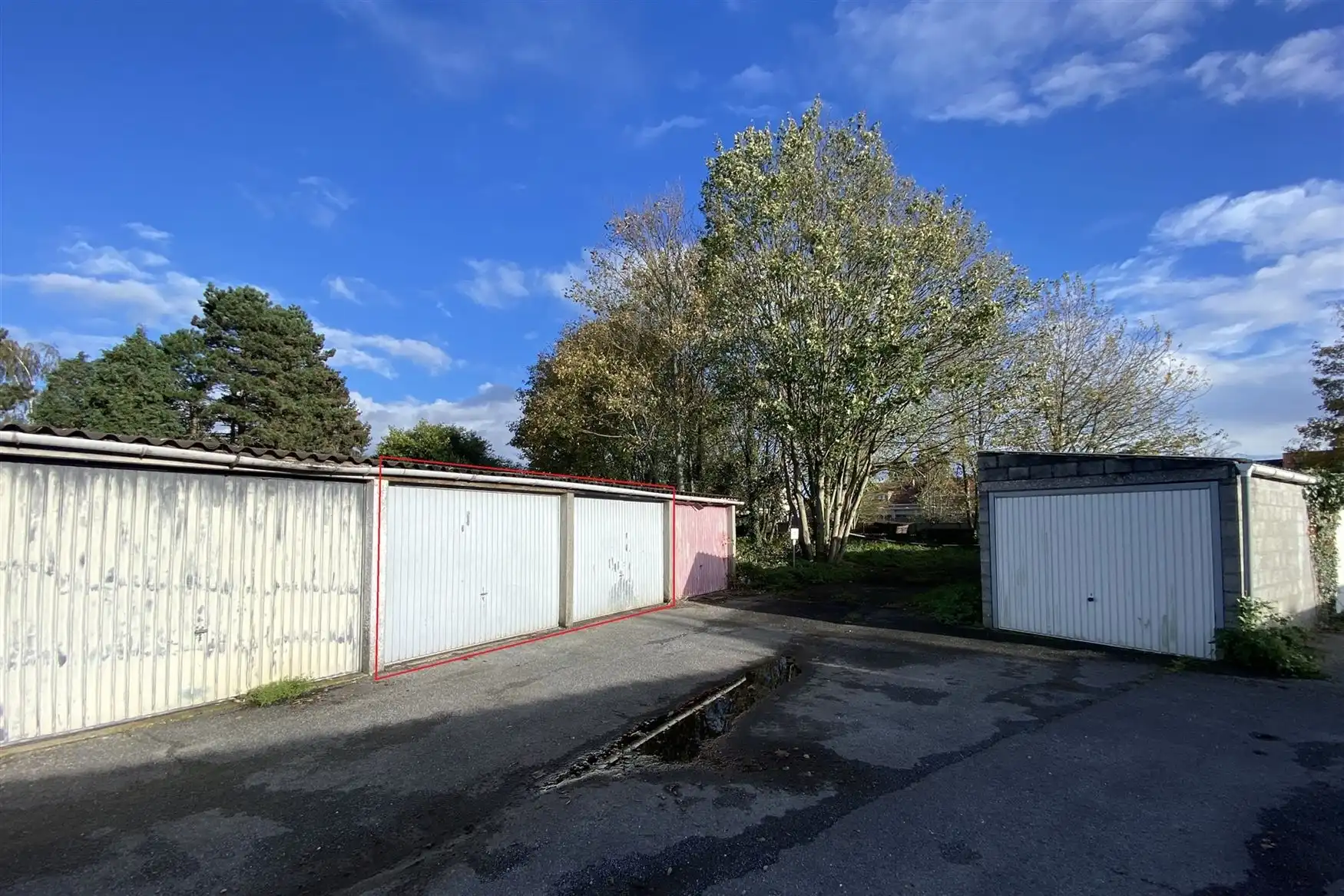 2 garageboxen (stukprijs) foto {{pictureIndex}}