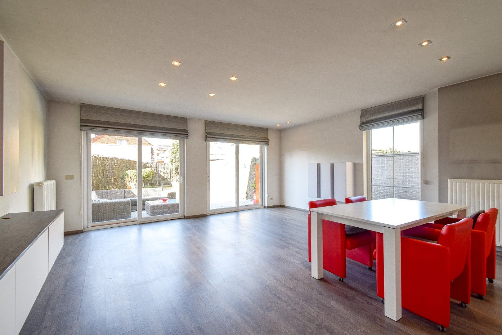 Instapklare woning met zonnige achtertuin op rustige en landelijke ligging te Bovekerke foto 6