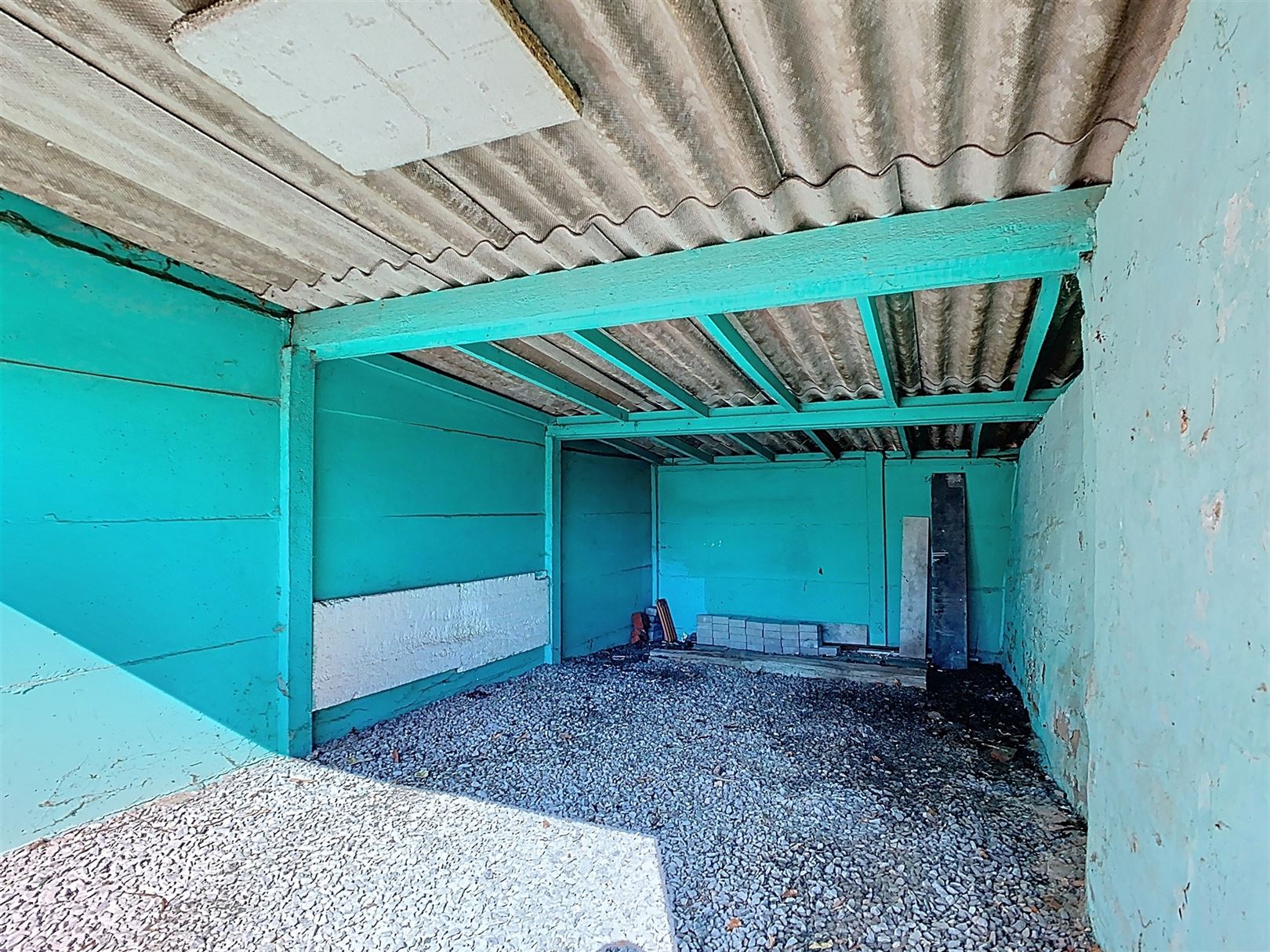 Te renoveren woning, 4 slpks, bijgebouwen, tuin, 9a 71ca  foto 39