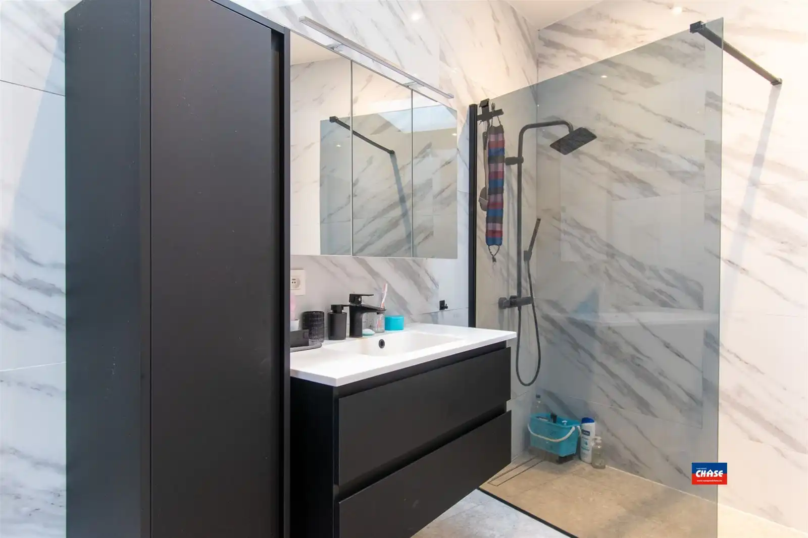 Instapklare woning met 4 slaapkamers foto 4