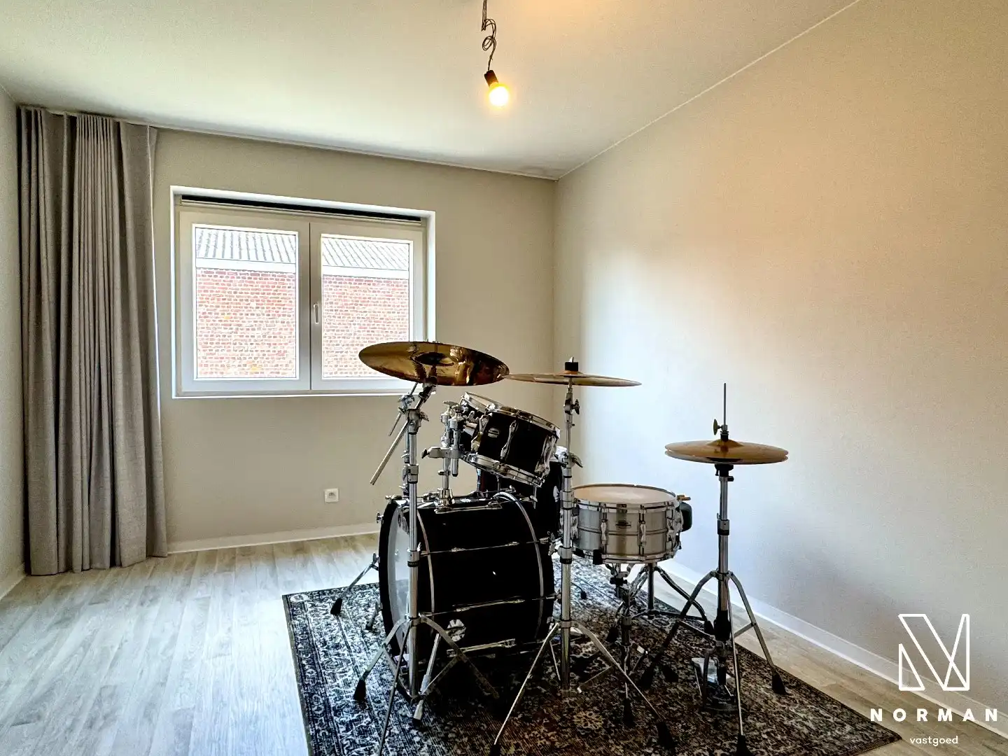 Instapklare nieuwbouwwoning met moderne afwerking en veel lichtinval foto 10