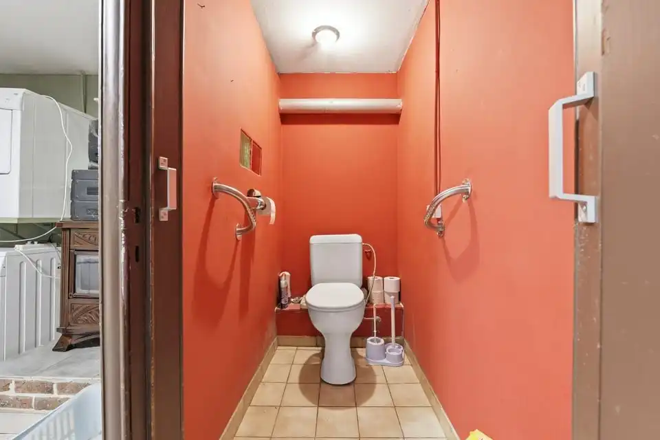 TE RENOVEREN GEZINSWONING OP EEN MOOI PERCEEL IN ZEPPEREN foto 17