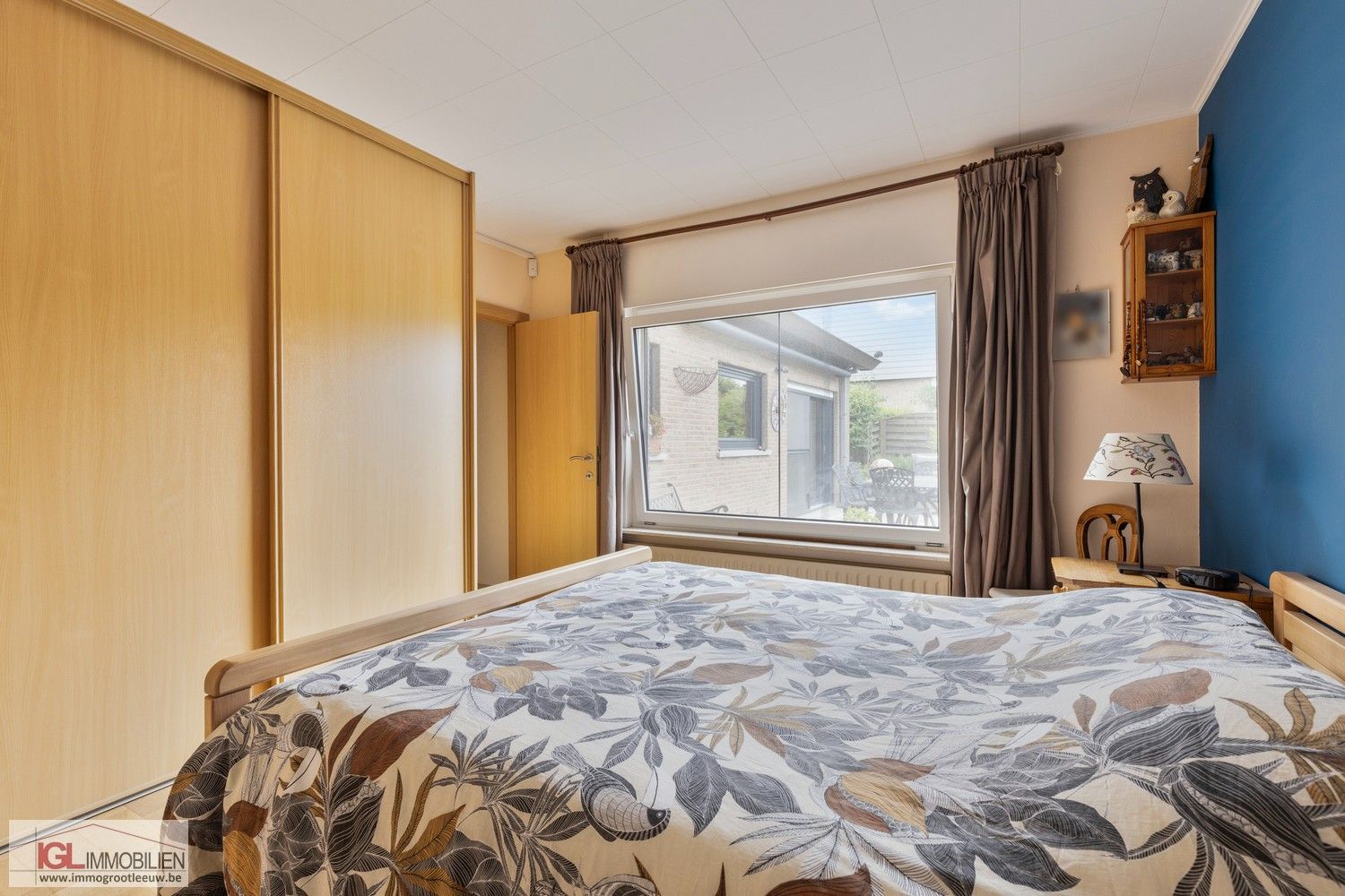 Charmante en perfect onderhouden bungalow met prachtige tuin foto 9