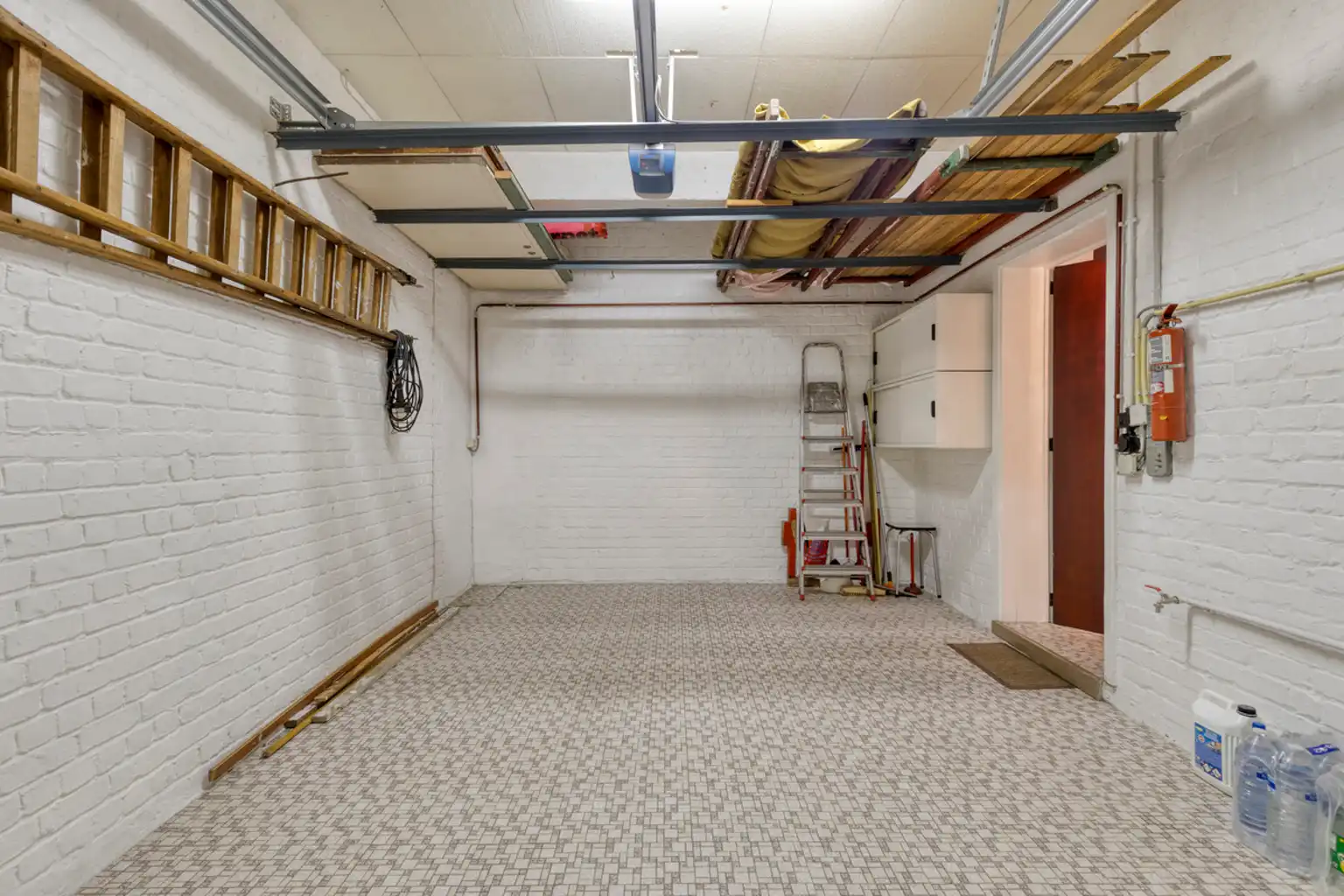 Bel-étagewoning met garage foto 23
