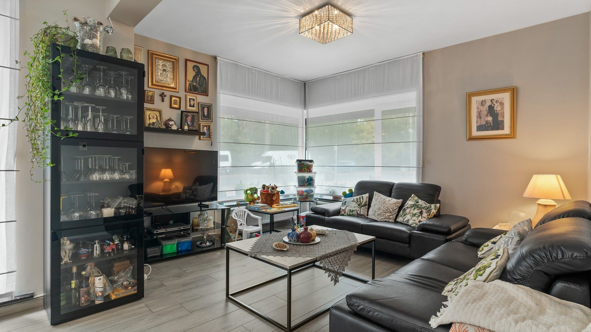 Instapklare woning met 3 slpkrs en kappersruimte te Genk foto 11