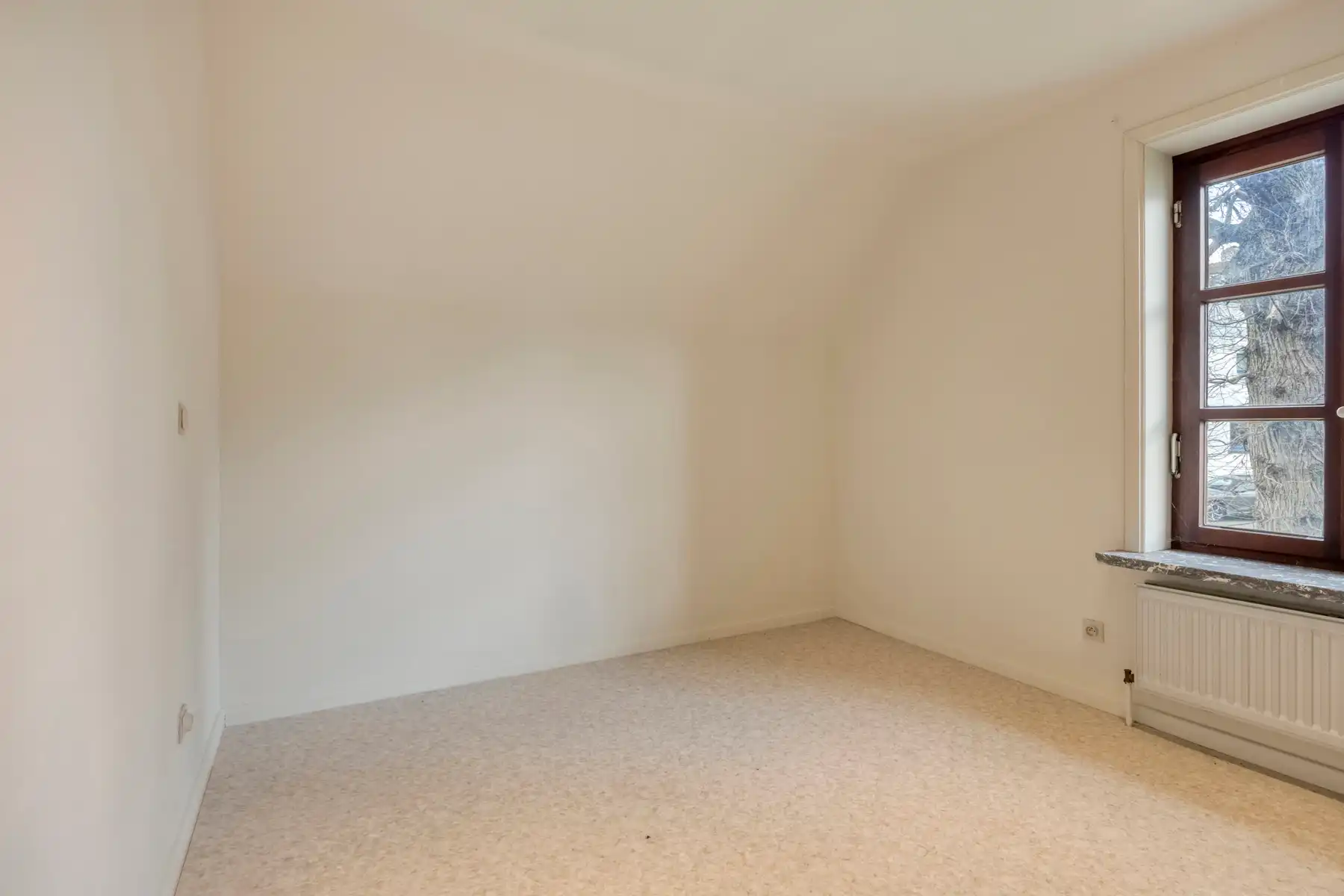 Charmante Villa op ruim perceel foto 19