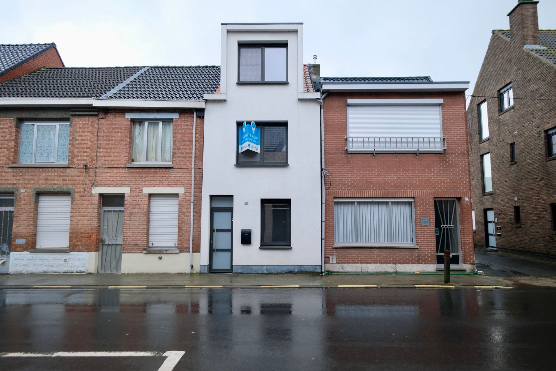 Woning nabij centrum Beveren foto {{pictureIndex}}