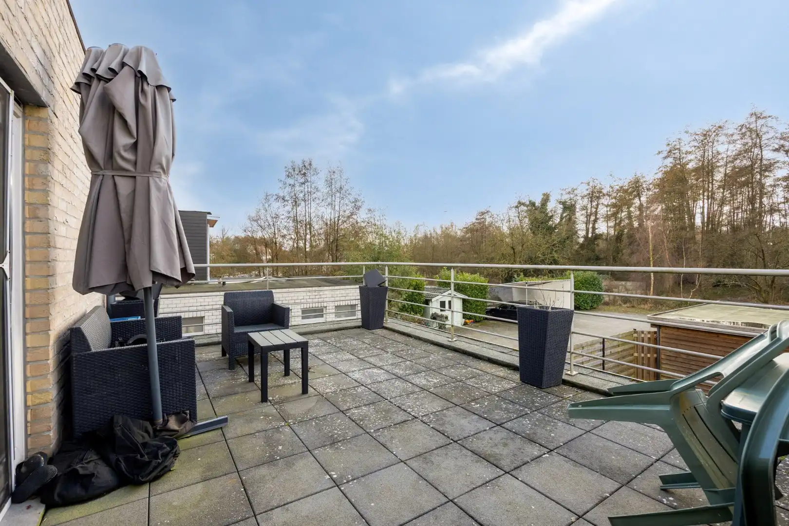 Kleinschalig appartementsgebouw bestaande uit 4 appartementen + 4 carports. foto 20