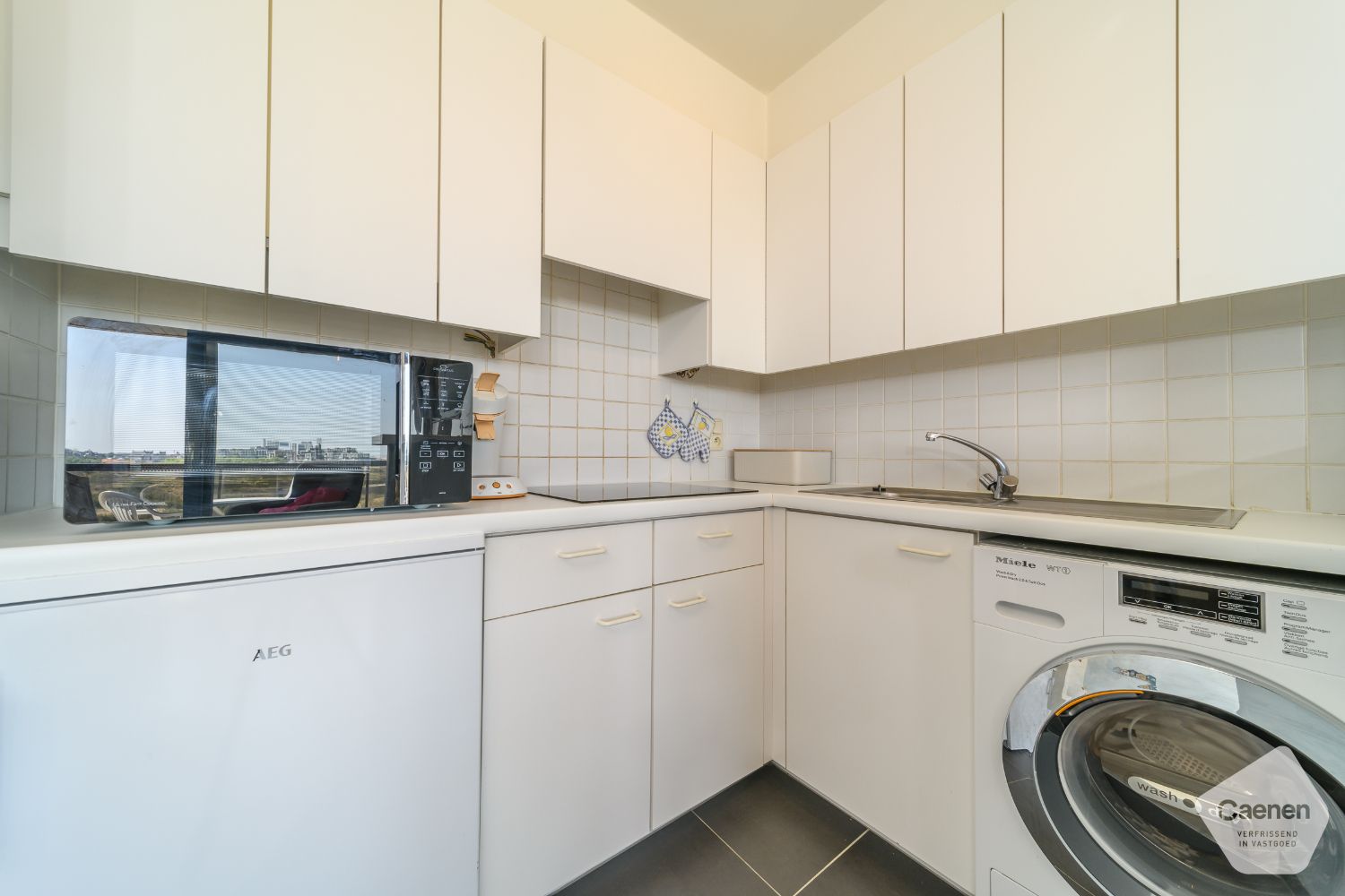 Instapklare, energiezuinige studio met uniek zicht op zee en duinen foto 6