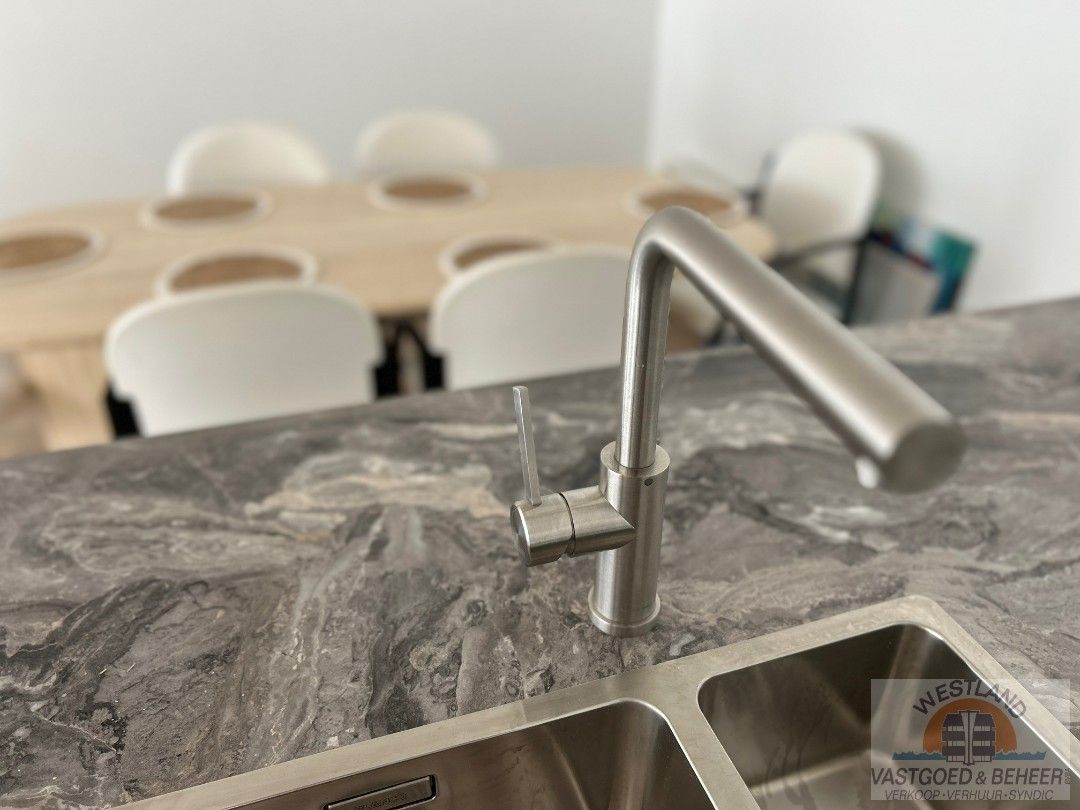 Prachtig appartement met twee slaapkamers foto {{pictureIndex}}