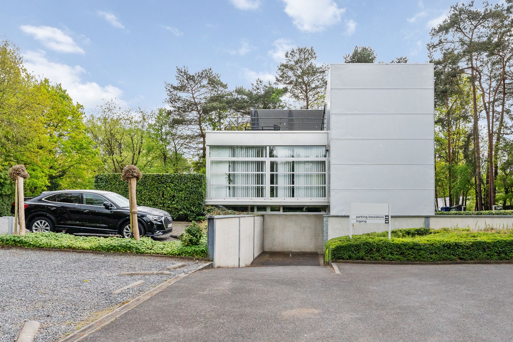 Kantoren met woonst en ruime parking in Tremelo te koop foto 2