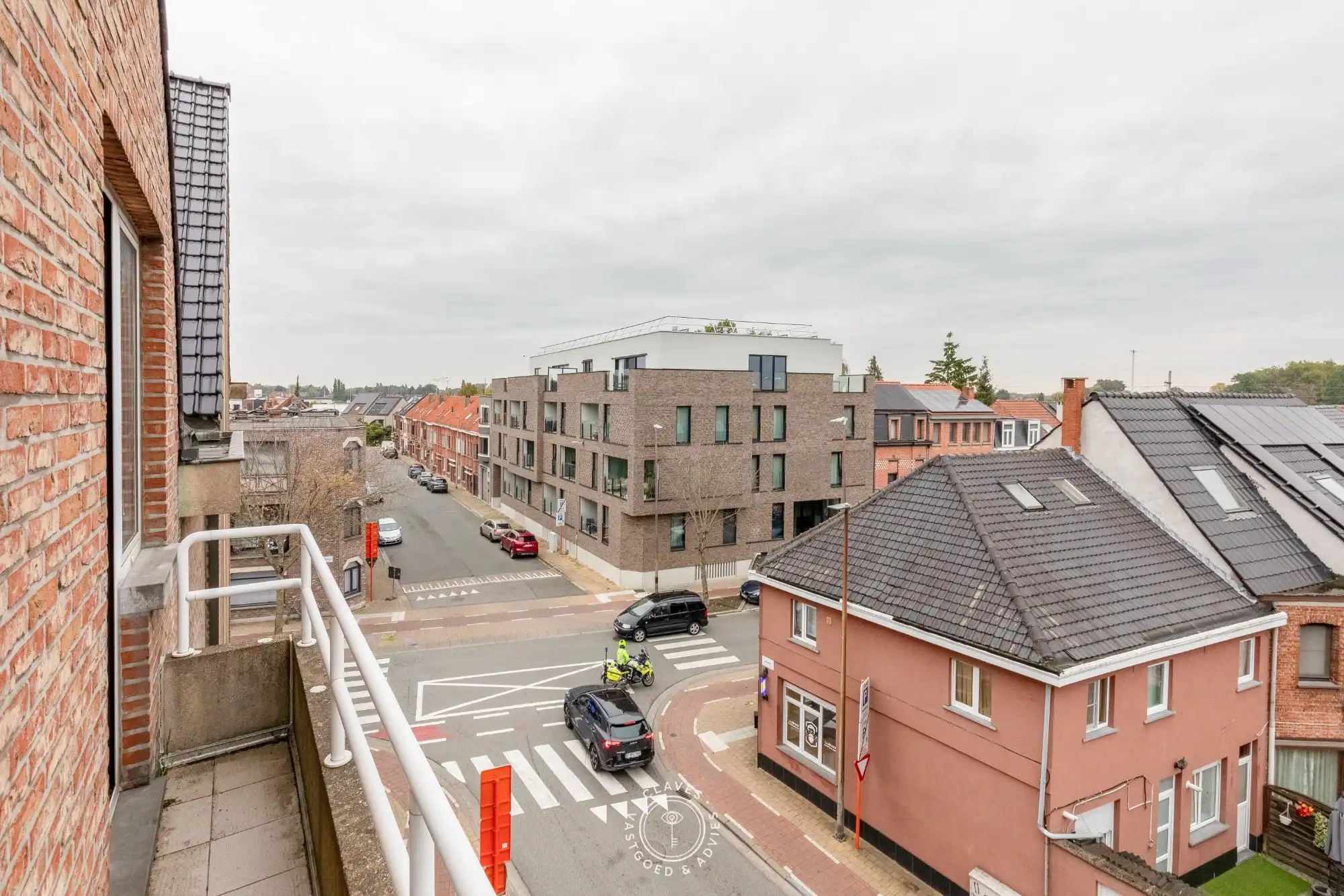 Terrasrijk appartement met staanplaats en berging foto 8