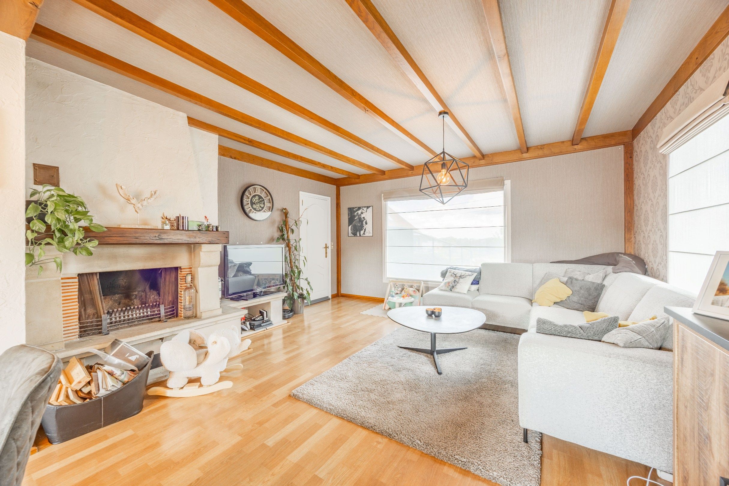 GELIJKVLOERSE WONING OP 810 M² foto 6