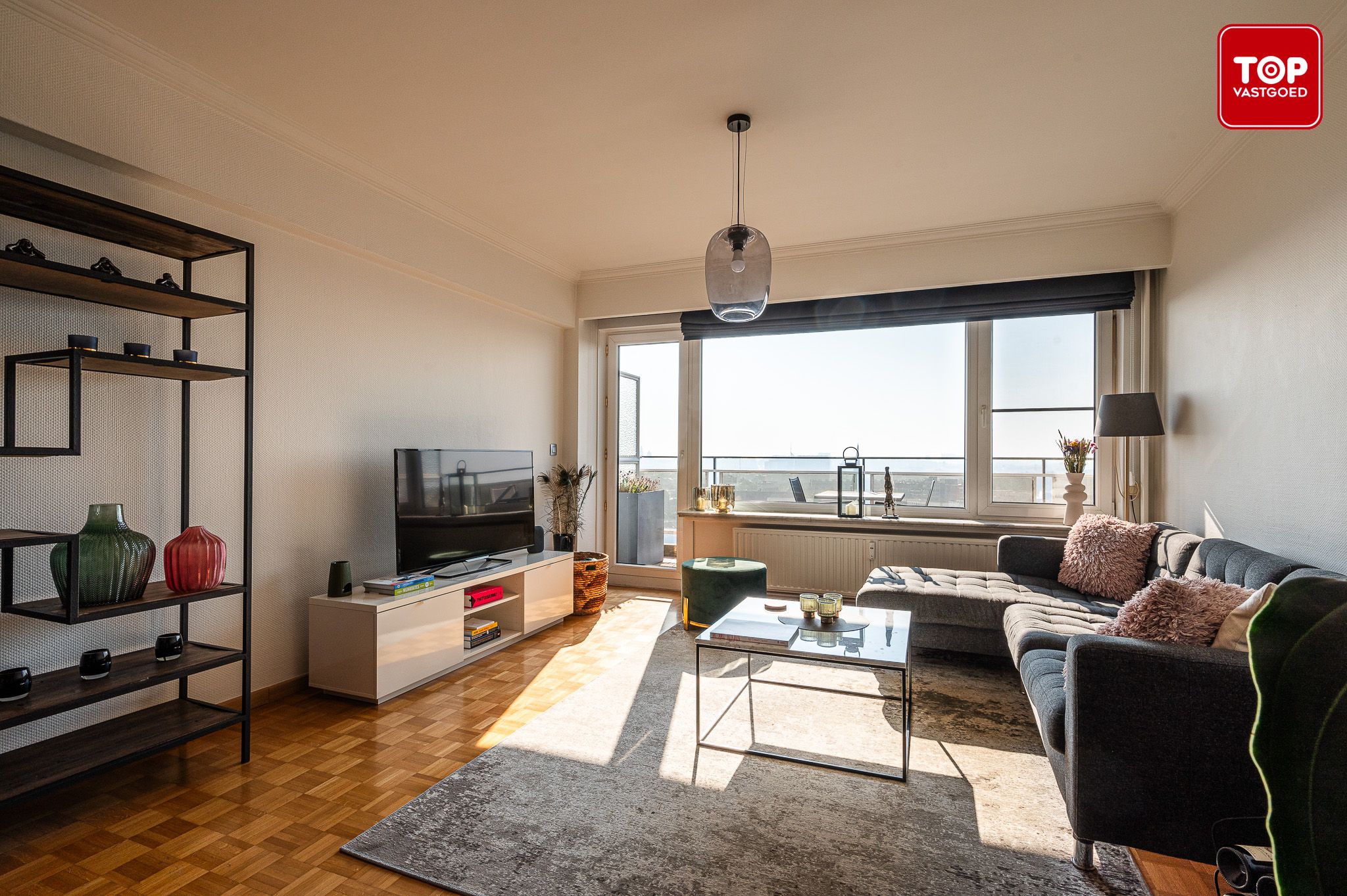 Instapklaar appartement met 2 slaapkamers en prachtig uitzicht foto 3